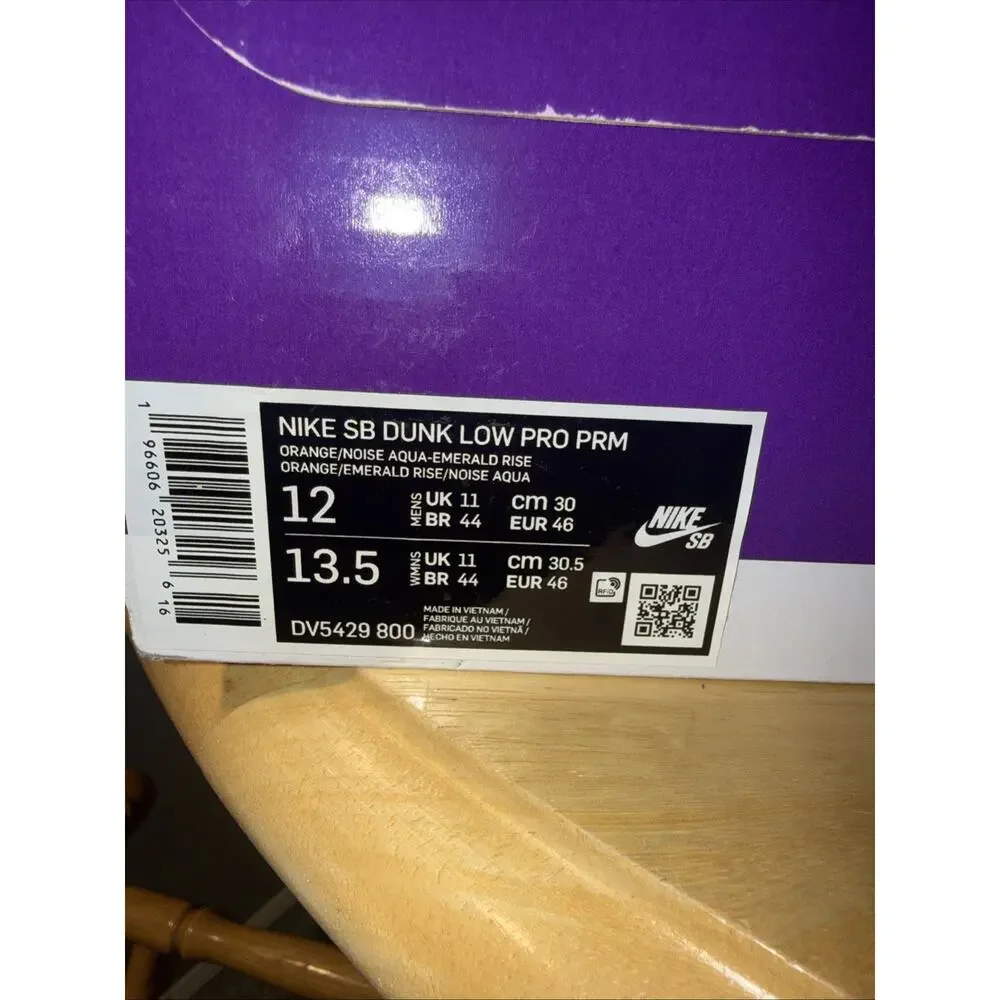 Nike SB Dunk Low Orange Emerald Rise Size 12 Preowned OG BOX